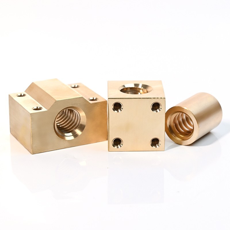 Lead Screw 8Mm - 1/2 SZT. Lewoskrętna (LH) mosiężna nakrętka